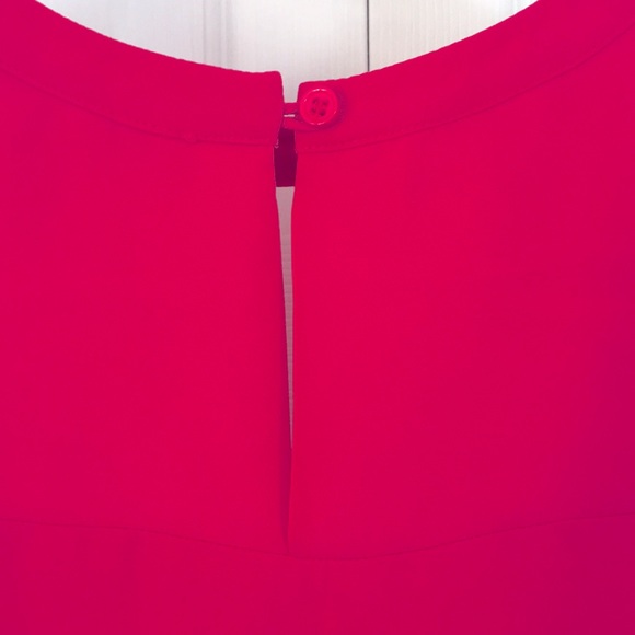 Fuschia semi-sheer blouse with keyhole neck detail - Picture 4 of 6